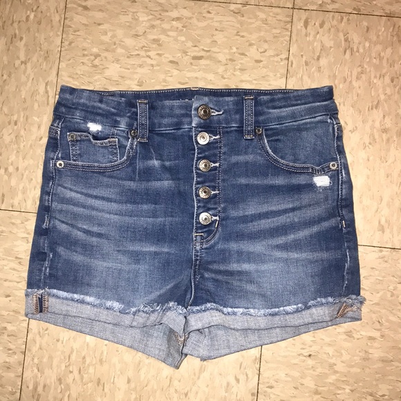 American Eagle Outfitters Ne(x)t Level Curvy Hi-Rise Denim Shortie in Blue sz 6 - Picture 1 of 14